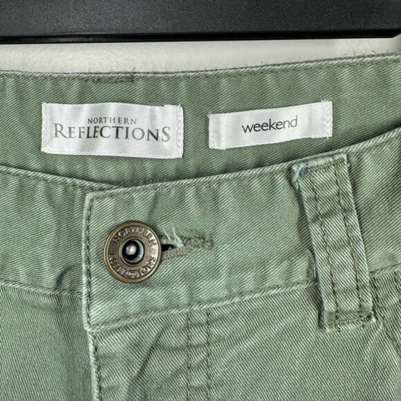Northern Reflections Green Weekend Cropped Pants Size 8 - Picture 3 of 6